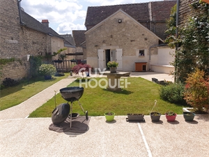 maison-villa à la vente -   89800  SAINT-CYR-LES-COLONS, surface 138 m2 vente maison-villa - APR748075